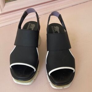 Sorel platform sandals
